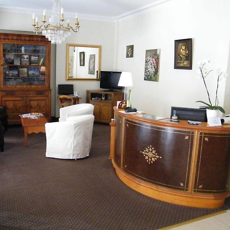 Balzac Hotel ฟูแฌร์ ภายนอก รูปภาพ
