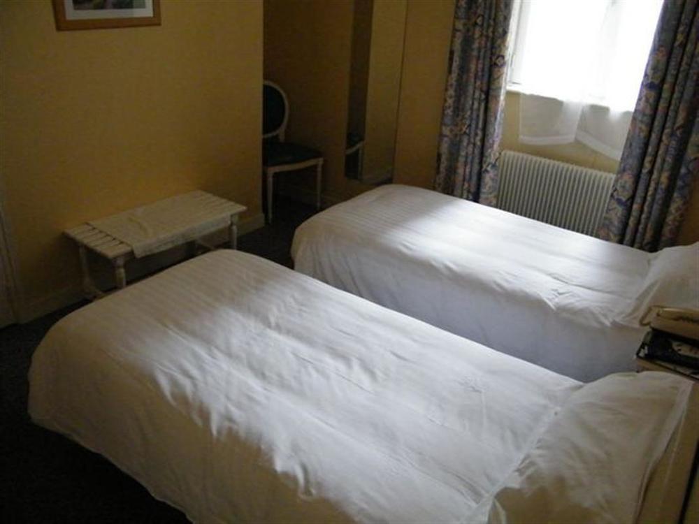 Balzac Hotel ฟูแฌร์ ภายนอก รูปภาพ